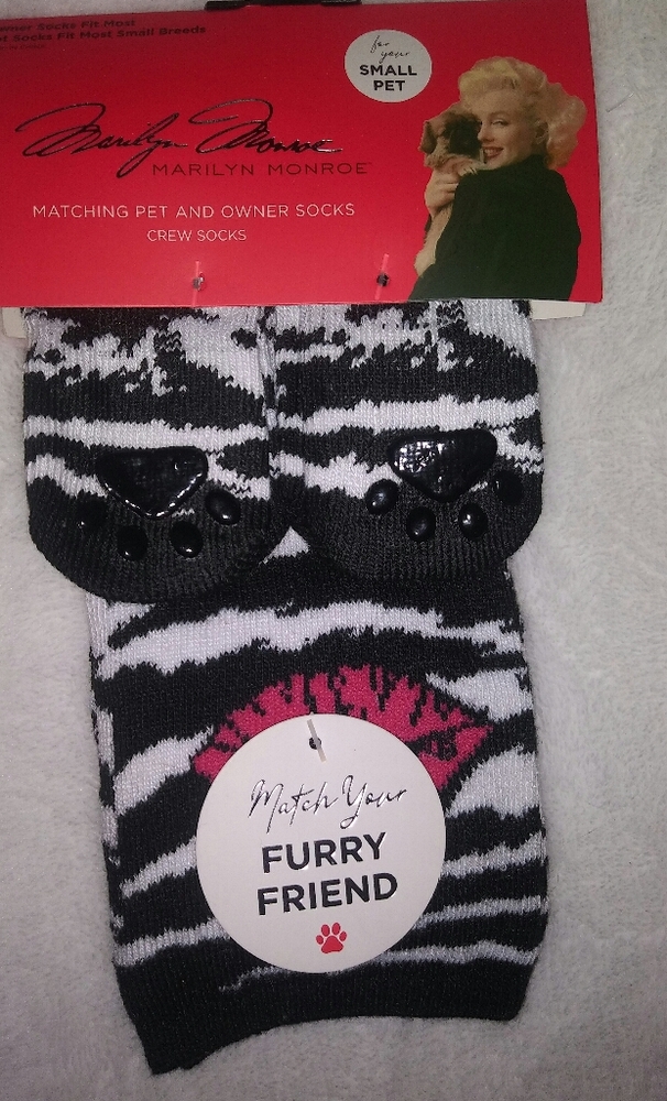 Marilyn Monroe pet and owner socks